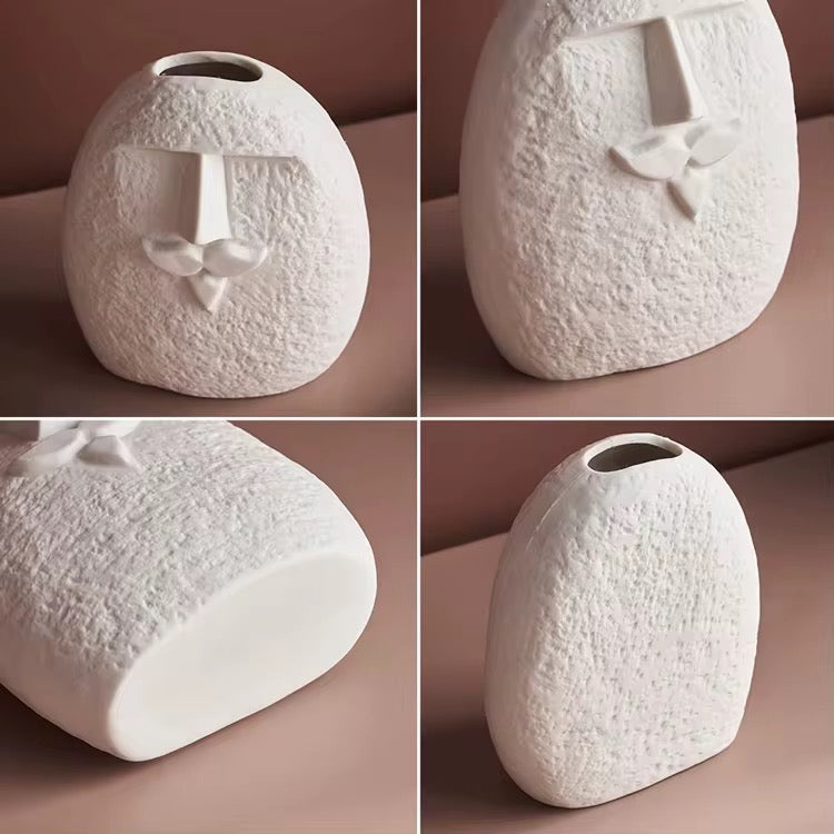 Vase en céramique en forme de visage ￼